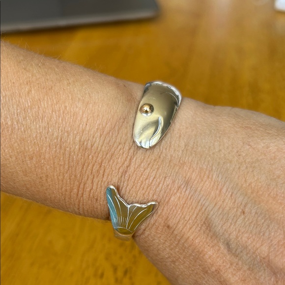 Eden Hand Arts fish bracelet - Picture 4 of 4